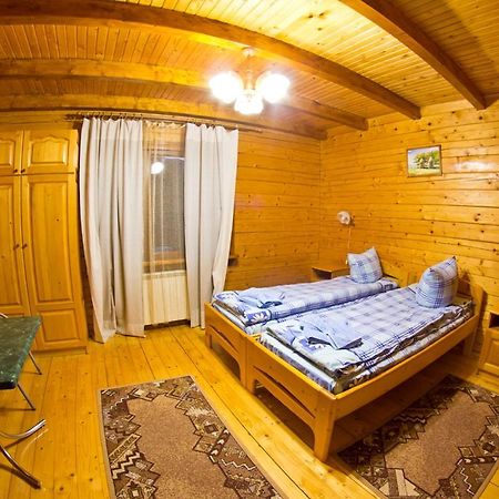 Hotel Edelweiss Carpathians Migovo Exterior foto
